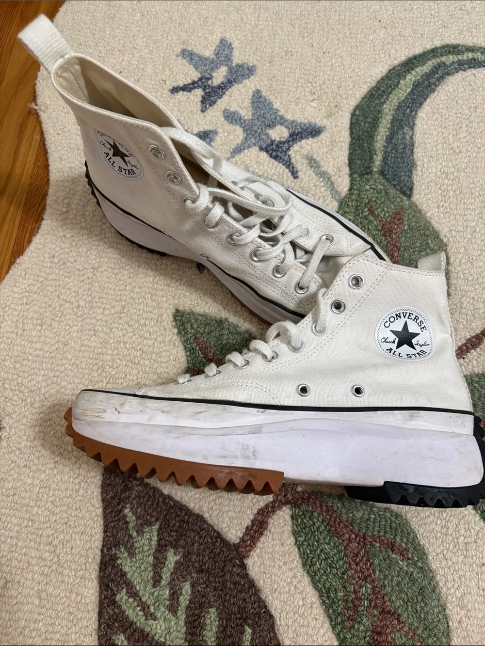 Converse White High Top Platform Lug Sole Sneakers size 10 Women’s
